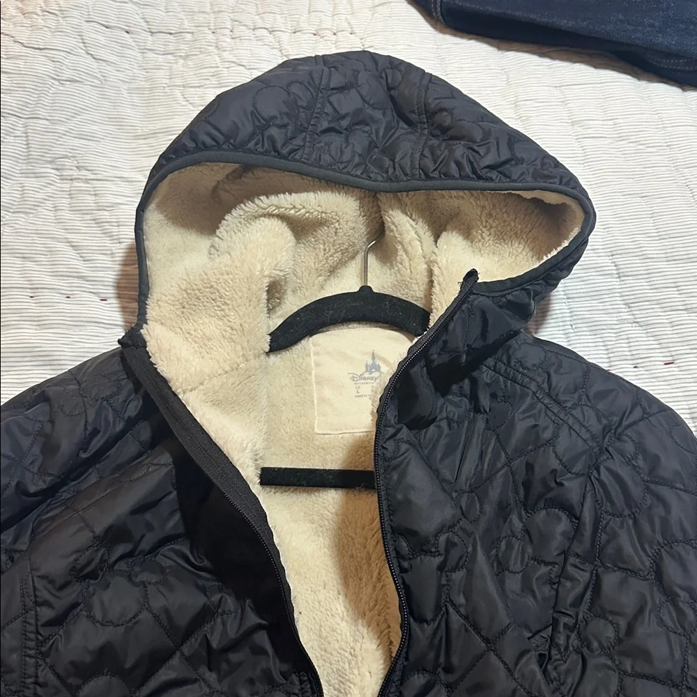 Disney jacket - Picture 2 of 4